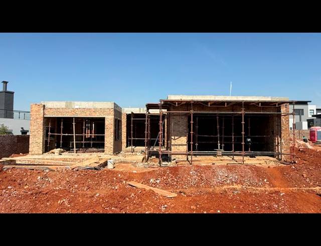 4 BEDROOM HOUSE FOR SALE IN FOUNTAINBROOK ESTATE
